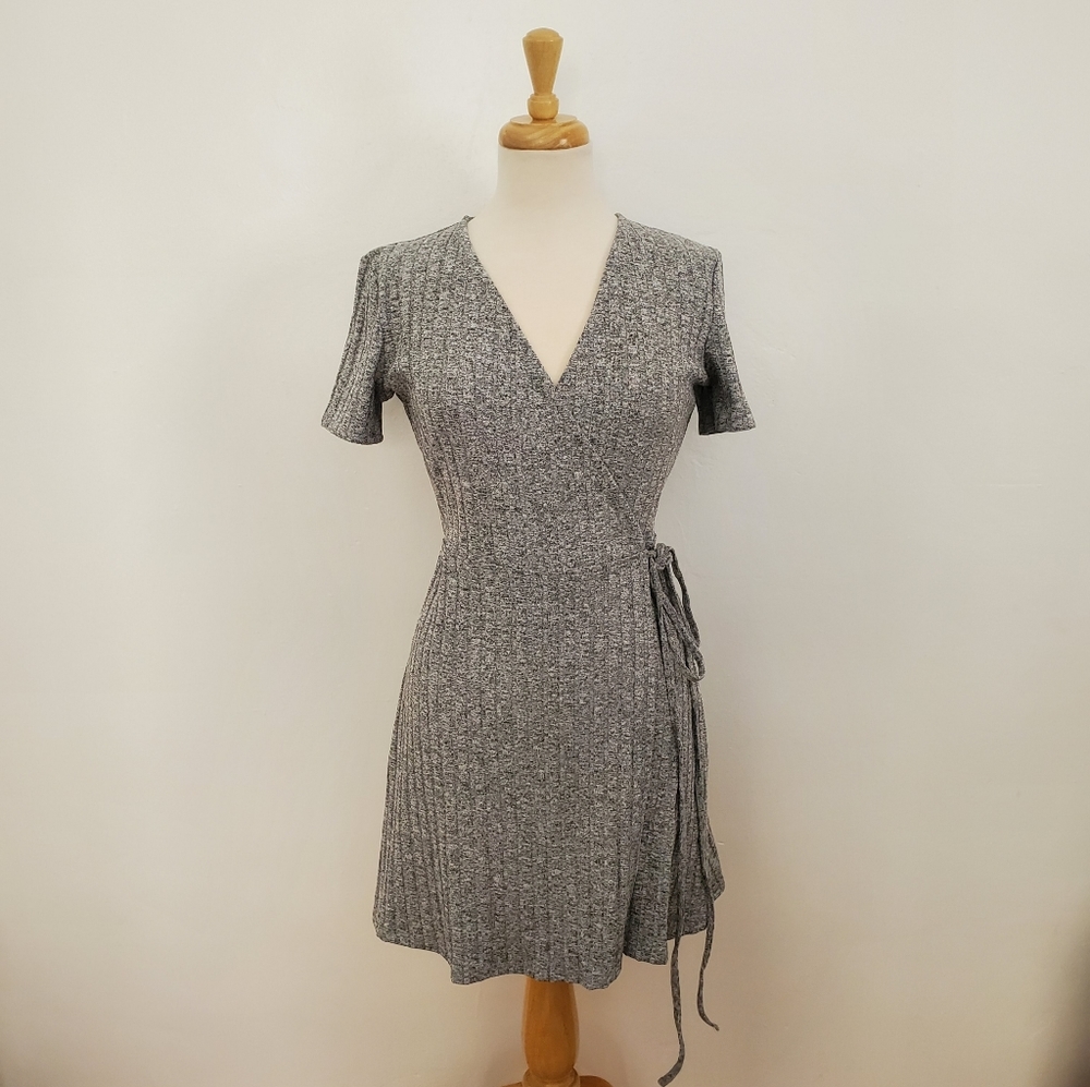 Zara Wrap Ribbed Knit Short Sleeve Gray Dress M